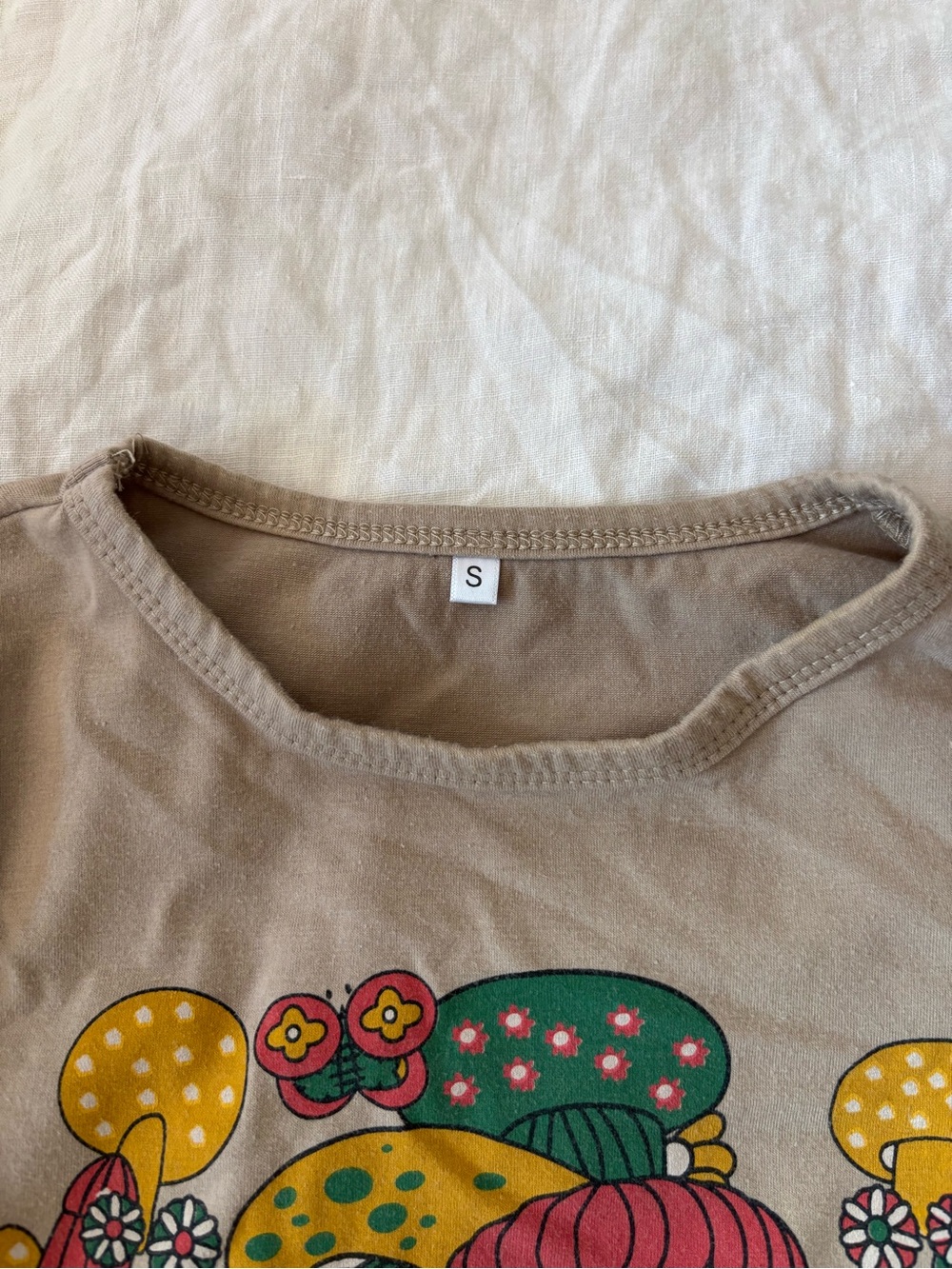 Beige Women's Graphic Crop Top with Colorful Mushroom Print - Picture 2 of 3